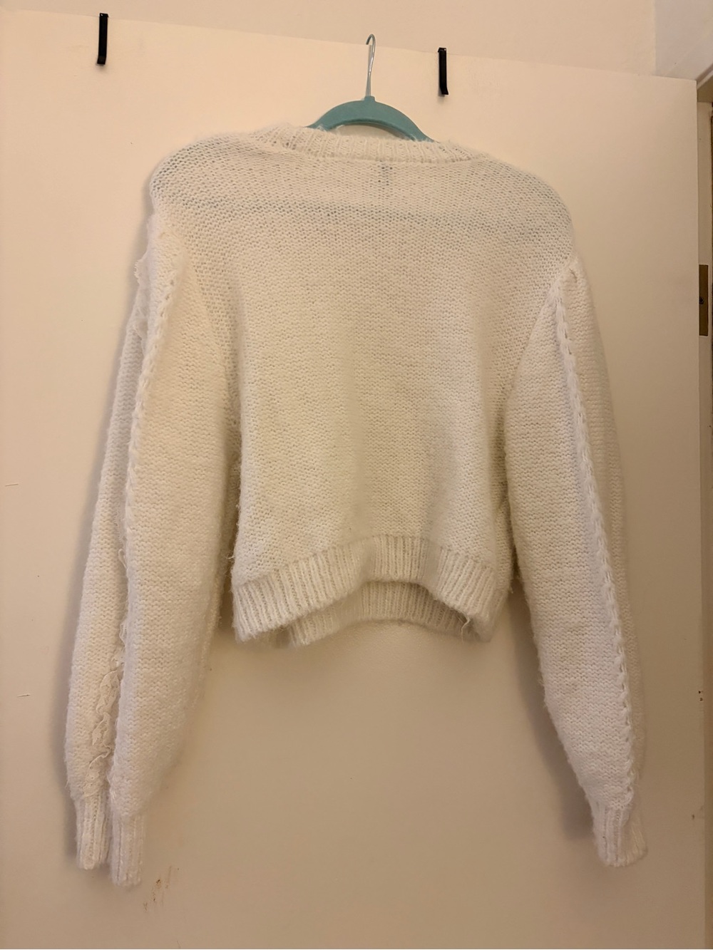 H&M Cream Cable-Knit Ruffle Sweater - Picture 2 of 4